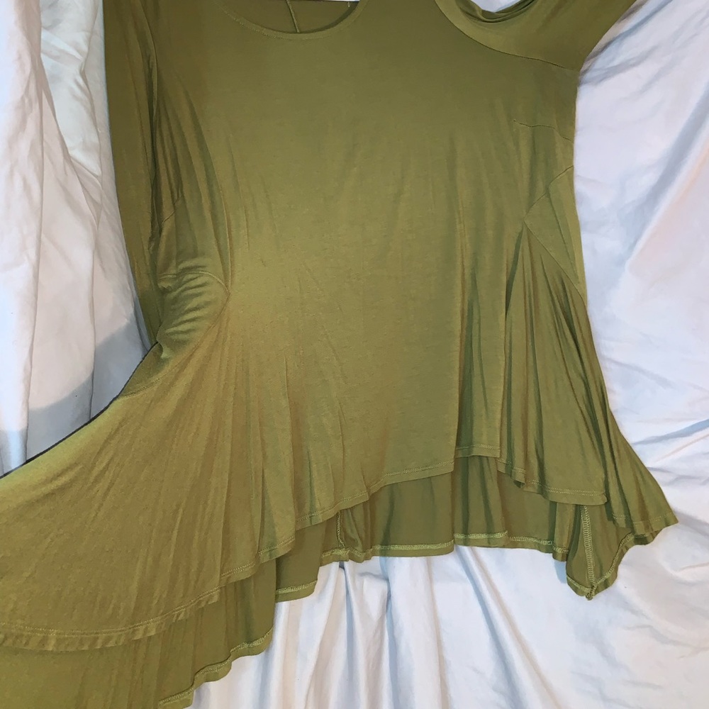 Woman’s olive green plus size tunic top